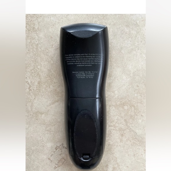 RadioShack Black Universal Remote Control - Picture 2 of 2